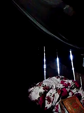 Snapshot of donna-bae chatting on 4, 10, 2025 donna-bae online show from 4, 10, 2025