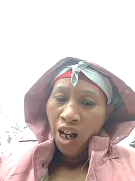 Snapshot of donna-bae chatting on 3, 11, 2025 donna-bae online show from 3, 11, 2025