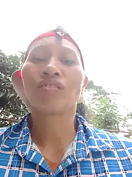 Snapshot of donna-bae chatting on 23, 12, 2025 donna-bae online show from 23, 12, 2025