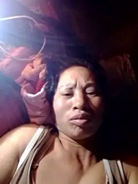 Snapshot of donna-bae chatting on 5, 1, 2026 donna-bae online show from 5, 1, 2026