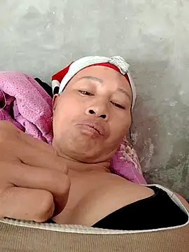 donna-bae online show from 2, 3, 2026