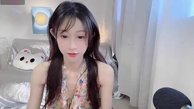 Snapshot of ai-ai-mi chatting on 7, 5, 2026 ai-ai-mi online show from 7, 5, 2026