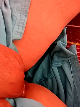 Hott locky online show from 18, 10, 2025