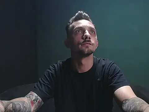 guesswhatbitch online show from 23, 9, 2025