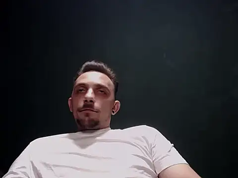 guesswhatbitch online show from 28, 9, 2025