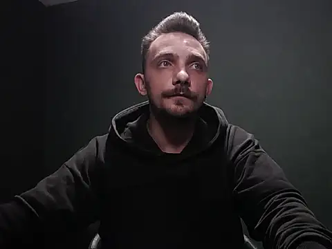 guesswhatbitch online show from 2, 10, 2025