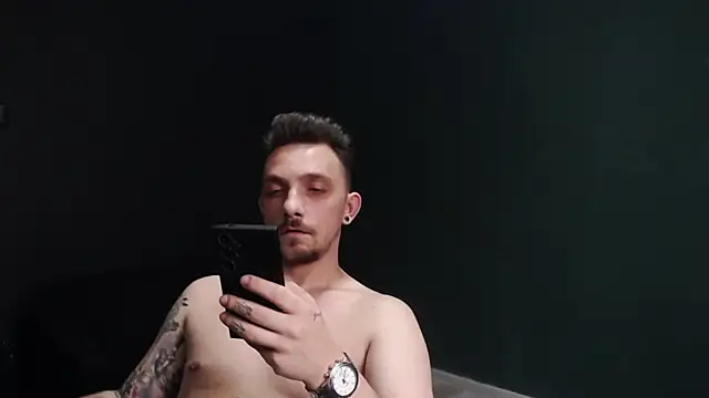 guesswhatbitch online show from 16, 10, 2025