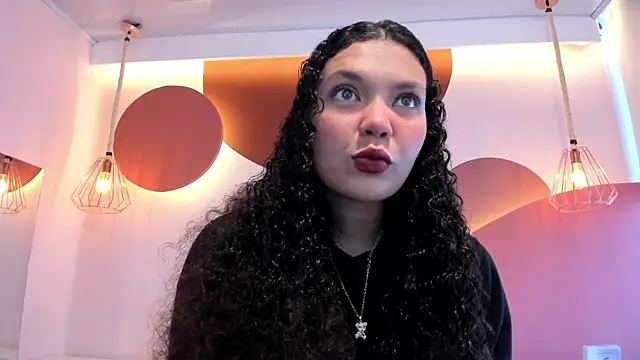 SweetStarr  online show from 22, 9, 2025