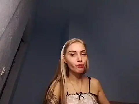 lesyawhite online show from 24, 10, 2025