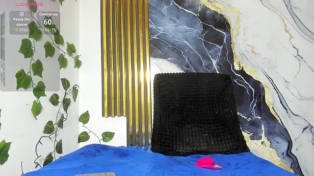 Snapshot of brittanyy20 chatting on 18, 11, 2025 brittanyy20 online show from 18, 11, 2025