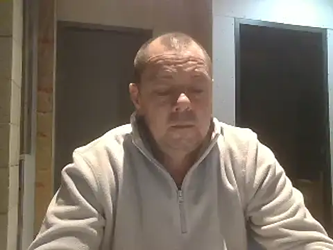 hugoboys4576 online show from 1, 12, 2025