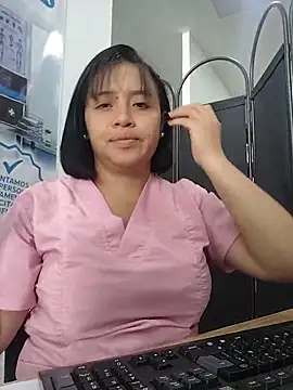 Snapshot of MILA__06 chatting on 7, 5, 2026 MILA 06 online show from 7, 5, 2026