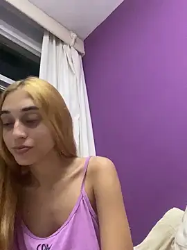 Snapshot of loirinhaaa chatting on 20, 2, 2026 loirinhaaa online show from 20, 2, 2026