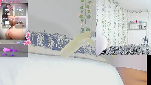 Snapshot of Ashley__Jones__ chatting on 1, 5, 2026 Ashley Jones online show from 1, 5, 2026