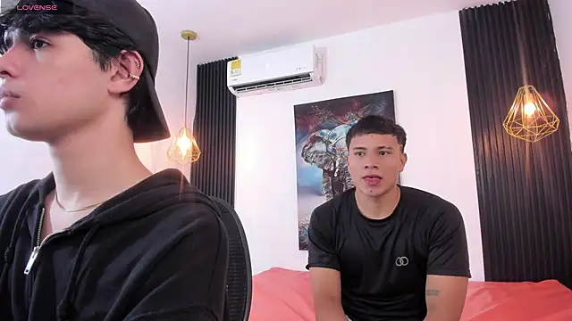 Hot Threesomee online show from 24, 9, 2025