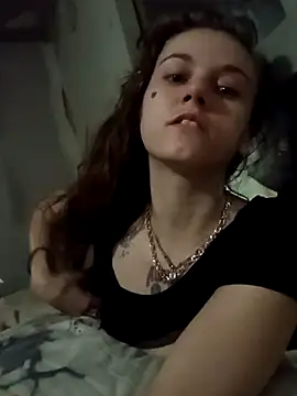 Snapshot of cicithtbitch chatting on 17, 10, 2025 cicithtbitch online show from 17, 10, 2025