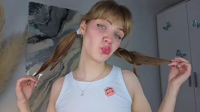 pienaple online show from 10, 10, 2025