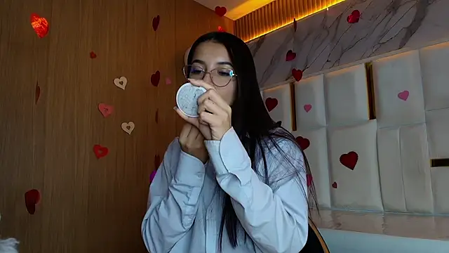 sophiadoll tf online show from 17, 2, 2026