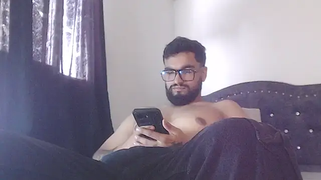 Chrys harris77 online show from 15, 4, 2026