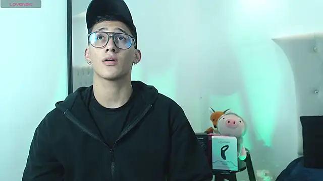 SalvadorFit online show from 5, 2, 2026