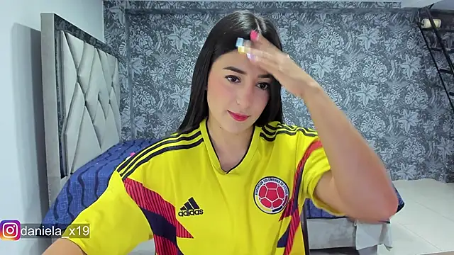 Daniela x19 online show from 27, 3, 2026