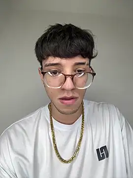 Snapshot of arthurdavies chatting on 25, 10, 2025 arthurdavies online show from 25, 10, 2025