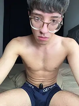 Snapshot of arthurdavies chatting on 6, 11, 2025 arthurdavies online show from 6, 11, 2025