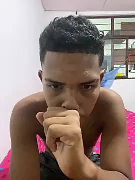 Skinny3-0 online show from 2, 10, 2025