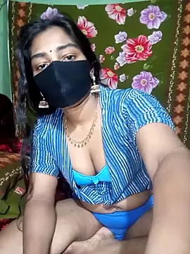 Snapshot of Cute_Couple59 chatting on 29, 4, 2026 Cute Couple59 online show from 29, 4, 2026