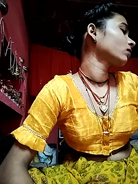 Snapshot of R_Roshni chatting on 2, 10, 2025 R Roshni online show from 2, 10, 2025