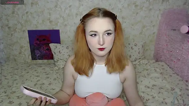 Snapshot of CherrieChuu chatting on 26, 9, 2025 CherrieChuu online show from 26, 9, 2025