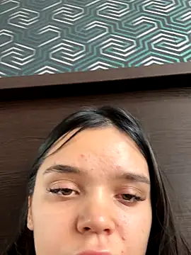 Tiffanysavelin online show from 6, 10, 2025