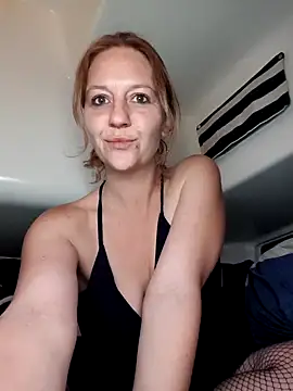 Snapshot of anayshotgirl chatting on 26, 9, 2025 anayshotgirl online show from 26, 9, 2025