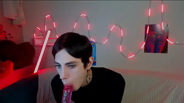 Snapshot of AlexNaughty14 chatting on 27, 9, 2025 AlexNaughty14 online show from 27, 9, 2025