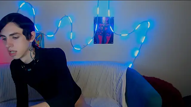 Snapshot of AlexNaughty14 chatting on 10, 10, 2025 AlexNaughty14 online show from 10, 10, 2025