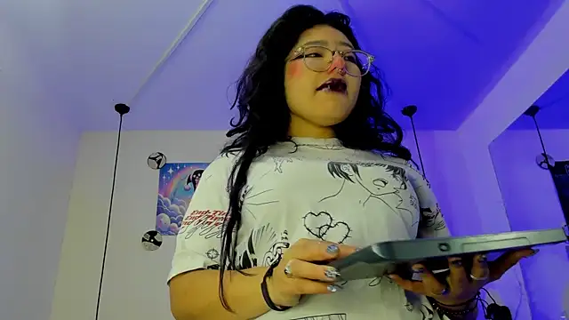 Snapshot of SabrinaV_ chatting on 16, 7, 2026 SabrinaV online show from 16, 7, 2026