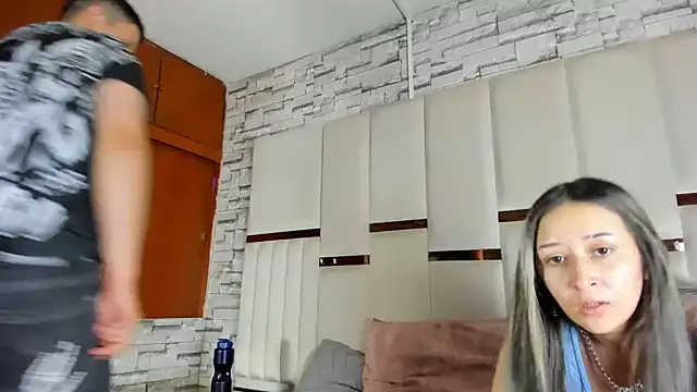 Snapshot of ANLLELOAndANGELA chatting on 22, 4, 2026 ANLLELOAndANGELA online show from 22, 4, 2026