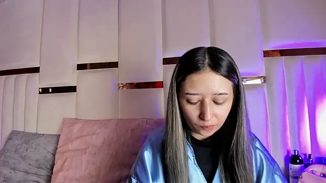 Snapshot of ANLLELOAndANGELA chatting on 29, 4, 2026 ANLLELOAndANGELA online show from 29, 4, 2026