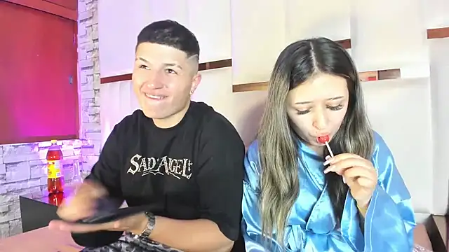 Snapshot of ANLLELOAndANGELA chatting on 23, 5, 2026 ANLLELOAndANGELA online show from 23, 5, 2026