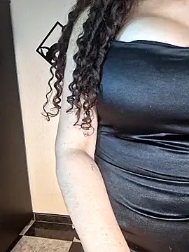 Lina 444 online show from 12, 4, 2026