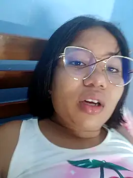 little onixx online show from 15, 10, 2025