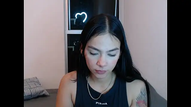 Mia fire666 online show from 20, 12, 2025