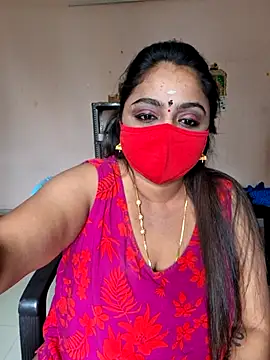 Snapshot of queendivya chatting on 23, 6, 2026 queendivya online show from 23, 6, 2026