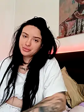 Snapshot of mariabloom9 chatting on 8, 10, 2025 mariabloom9 online show from 8, 10, 2025