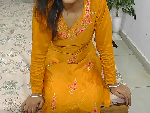 Lovelyy-couple online show from 23, 11, 2025