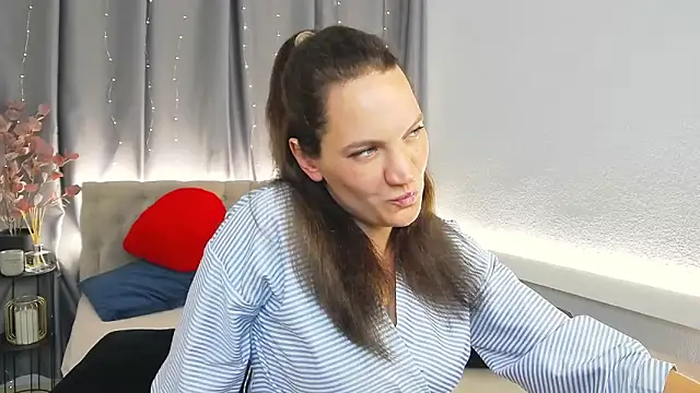 Snapshot of IvetaRayy chatting on 28, 9, 2025 IvetaRayy online show from 28, 9, 2025