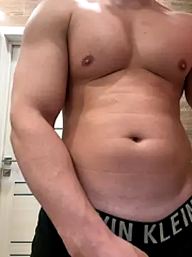 Snapshot of Magic-love1 chatting on 13, 11, 2025 Magic-love1 online show from 13, 11, 2025