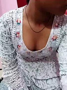 Snapshot of pari_rani7 chatting on 19, 3, 2026 pari rani7 online show from 19, 3, 2026