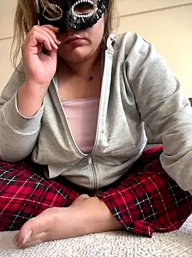 Snapshot of Heidaa chatting on 17, 12, 2025 Heidaa online show from 17, 12, 2025