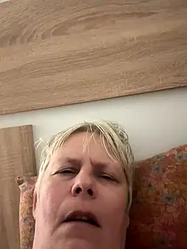 VyC7564 online show from 30, 10, 2025